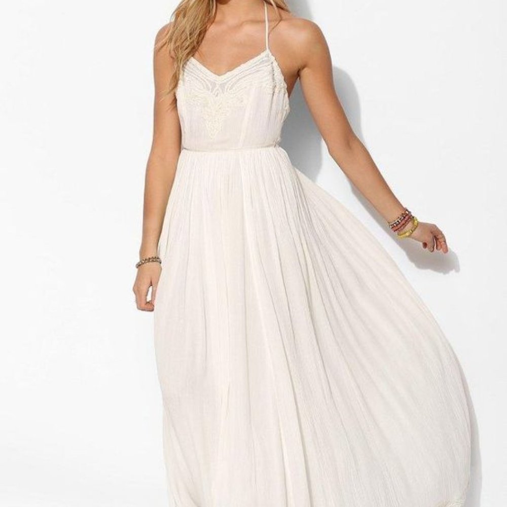 Kimchi Blue: White Dove Crinkle Gauze Maxi Dress
